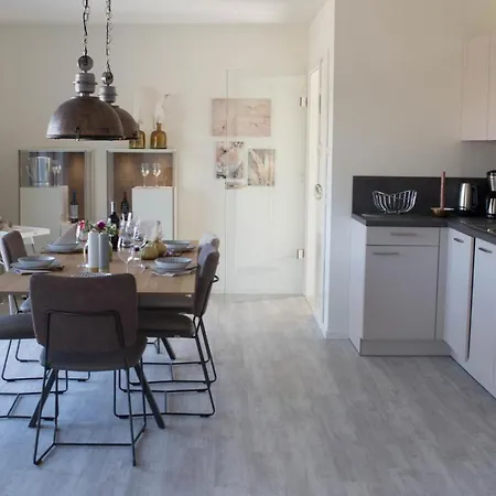 Semesterbostad Diemelblick 1 *